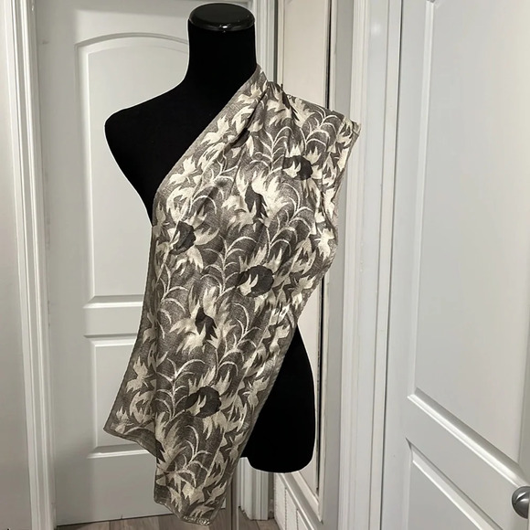 Elaine Gold for Collection‎ XIIX LTD. Silk Scarf - Picture 1 of 8